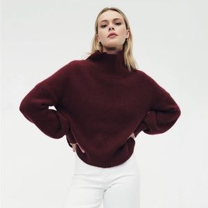 Naadam Luxe Cashmere Oversized Turtleneck Sz M in Merlot